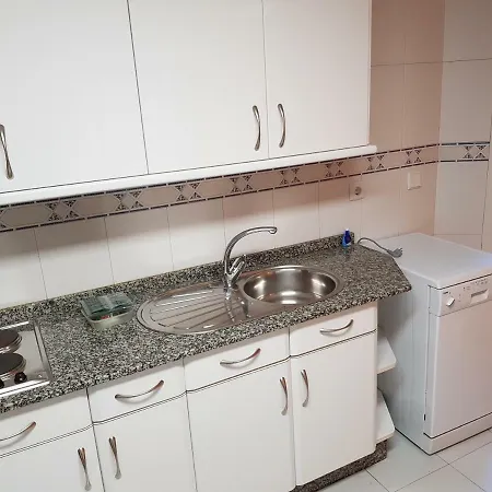Apartamento Con Garaje